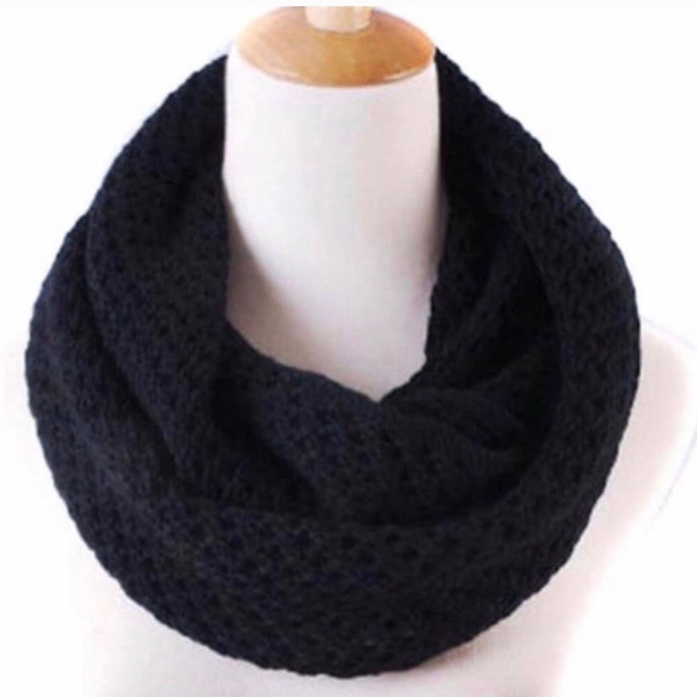 Wholesale Lot - 6 - Black Infinity Scarves